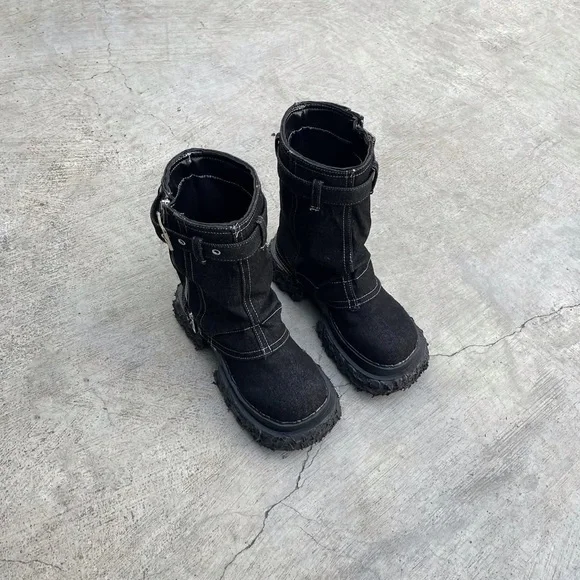 Custom Made Boots - Picture 5 of 7